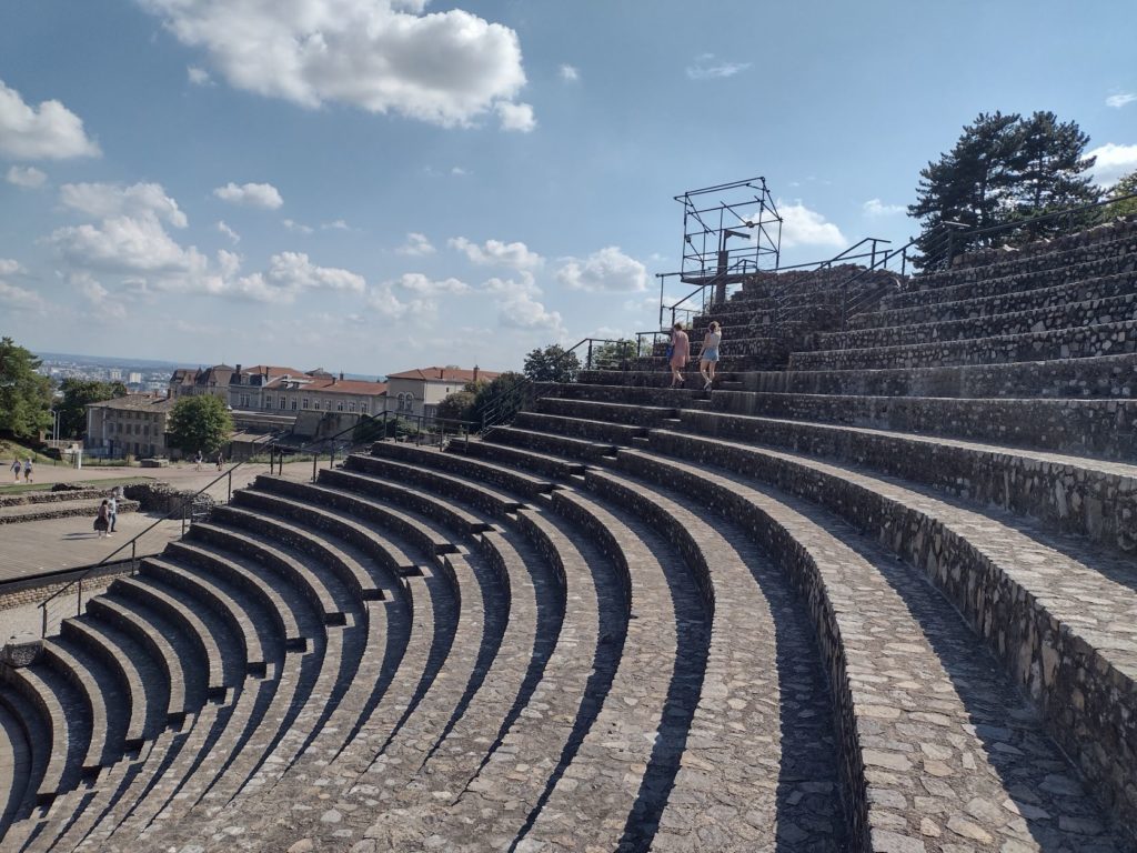 Théâtre romain Lyon escaliers gradins