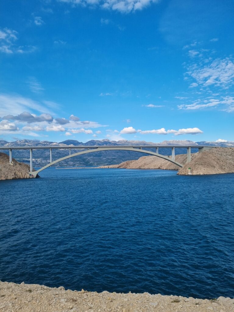 ile pag Croatie pont